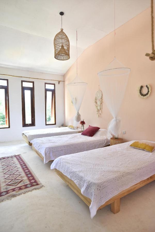 Lambo Homestay 와이카부박 외부 사진